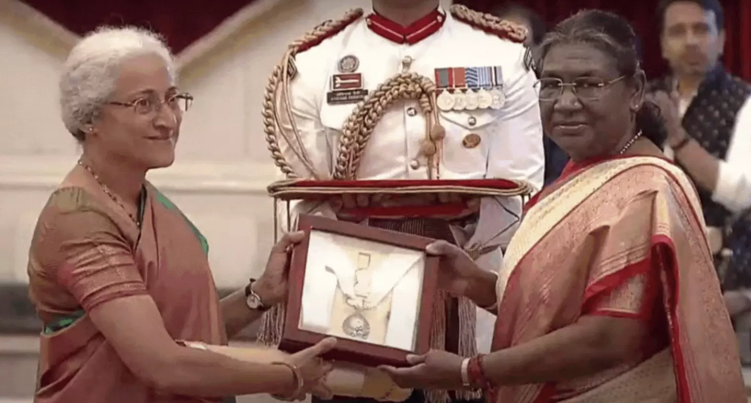 भारत रत्न 2024: राष्ट्रपति द्रौपदी मुरमू ने पीवी नरसिंह राव और 3 अन्यों पर भारत के सर्वोच्च नागरिक सम्मान को प्रदान किया