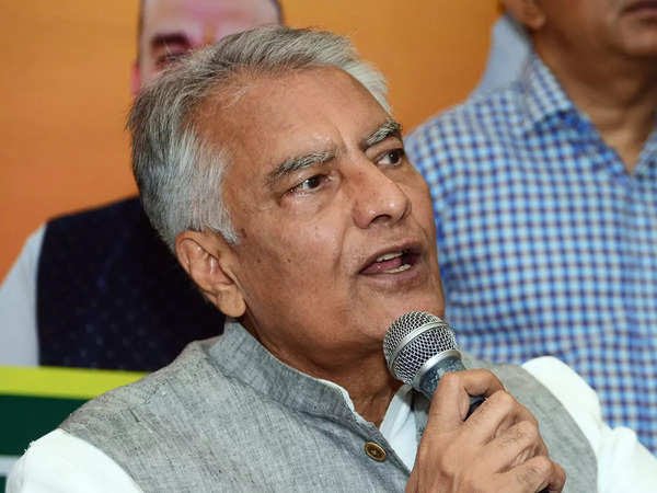 “आप के कथित गठबंधन के बीच भाजपा ने पंजाब में कांग्रेस से नेता प्रतिपक्ष का पद छीनने का आह्वान किया”