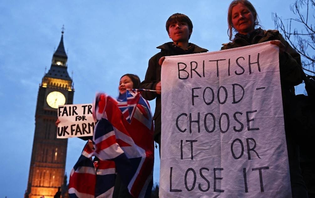Farmers’ Protest Brings London to Standstill, Demanding Support for British Agriculture!