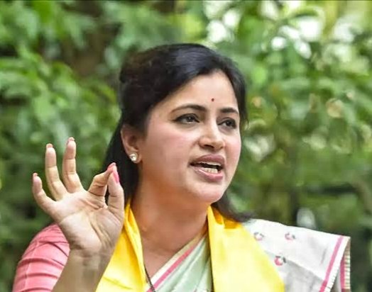 “Navneet Kaur Rana’s Electoral Rollercoaster: Supreme Court Verdict Revives BJP Leader’s Nomination Bid Amidst Drama”