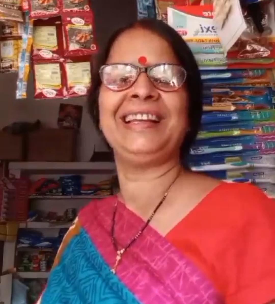“Now the political leaders will come street to street for votes”: Women singing election based song goes viral !