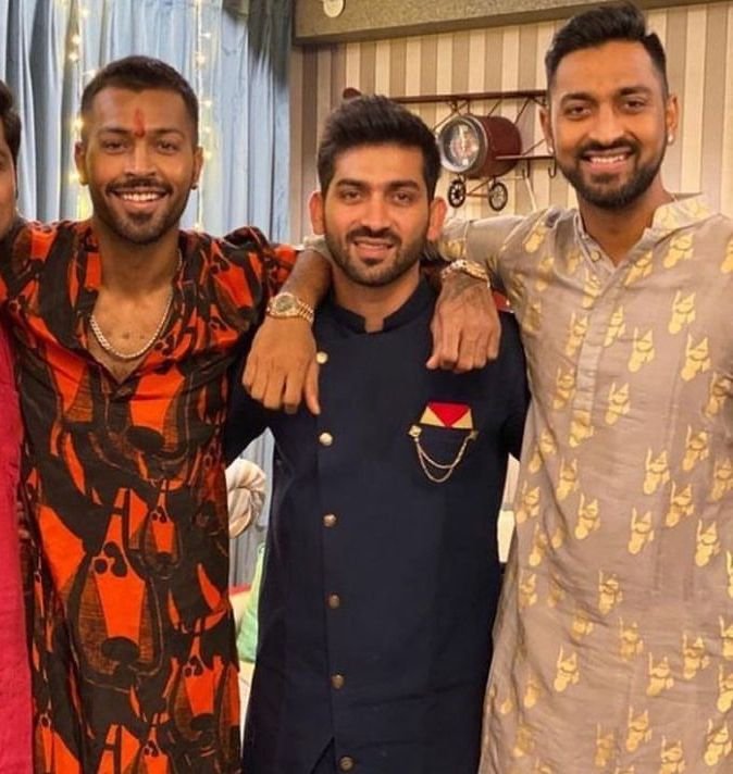Cricketers Hardik and Krunal Pandya’s stepbrother arrested for cheating them of over rupees RS.4.25 crore in business !