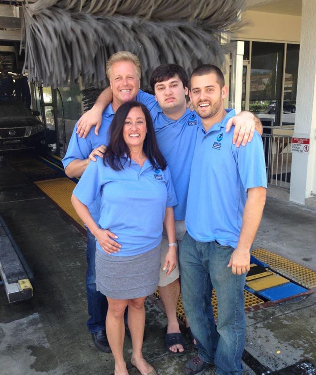 “Rising Tide Car Wash”: A Car Wash Company Opened To Help His Austic Son, and Poeple With Disabilities.