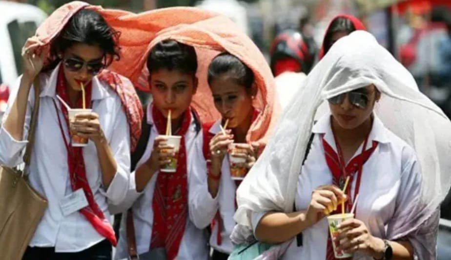 Orange alert for Haryana and Punjab and yellow alert for Chandigarh: IMD issues alert amid strong temperatures.