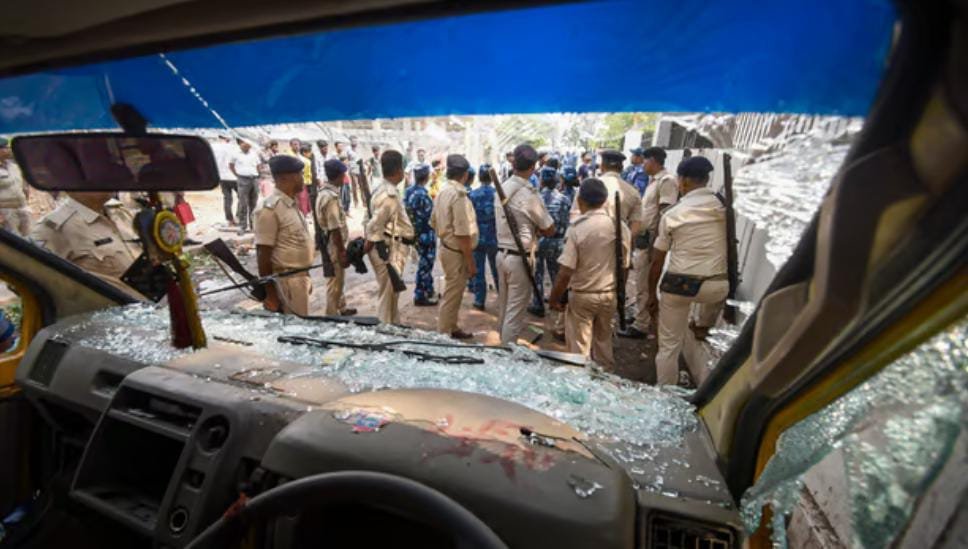 Patna School Set On Fire After, A 3-Year-Old Child Was Found Dead In Drain Inside Classroom.
